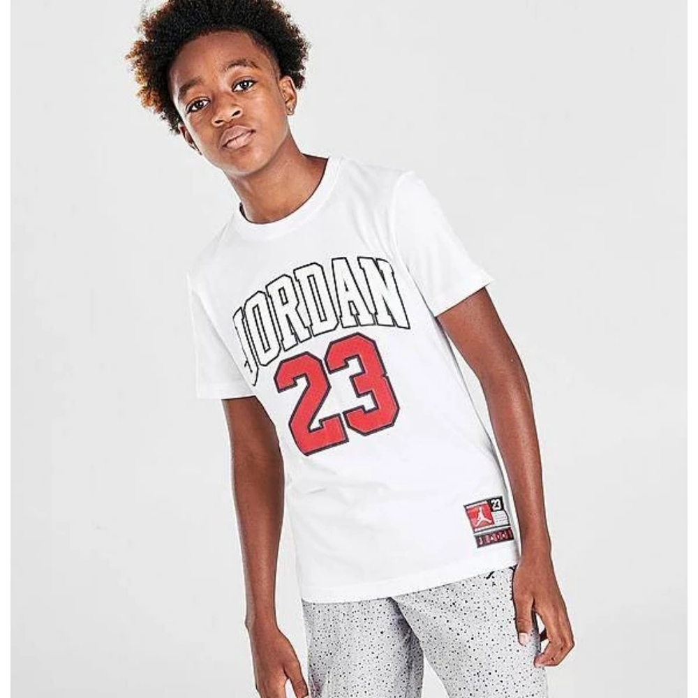 Jordan Practice Flight Boys T-SHIRT Size Medium
